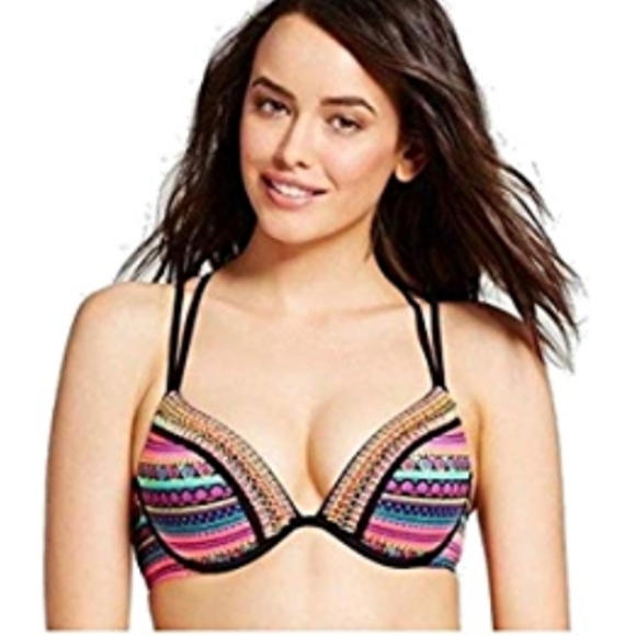 Bikini Set - Picture 2 of 7